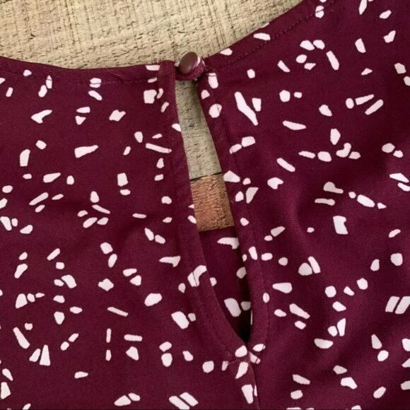 Kaileigh womens maroon with white dots sleeveless tank top blouse - L - Picture 7 of 7